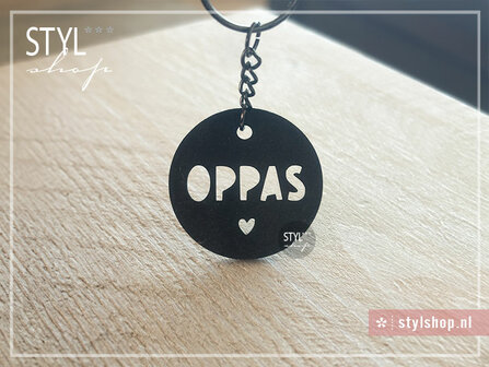 Sleutelhanger oppas klein kadootje cadeautje sleutel hanger zwart mdf