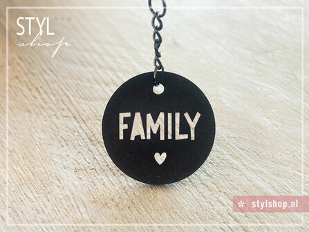 Sleutelhanger familie family klein kadootje cadeautje sleutel hanger zwart mdf oom fries cadeautje frysk