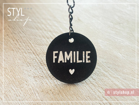 Sleutelhanger familie klein kadootje cadeautje sleutel hanger zwart mdf oom fries cadeautje frysk